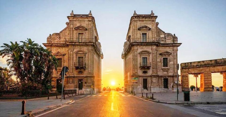 Tour in Fiat 500 in Palermo and Mondello - Navigating Limited Traffic Zones