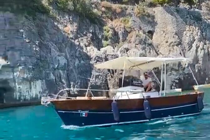 Tour La Dolce Vita stops for swimming, Snorkeling and Prosecco - FAQ