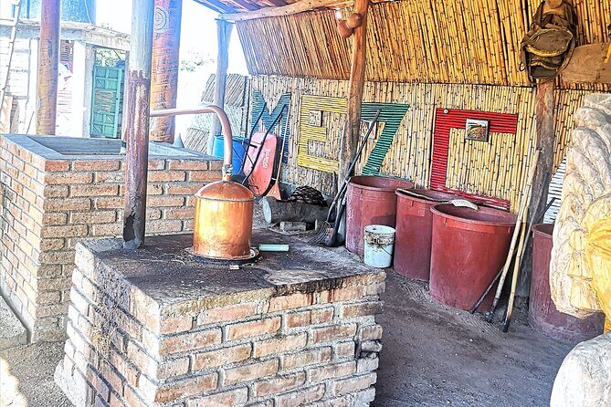 Tour Los Caminos del Mezcal Café and Pedal Loom Factory - An In-Depth Look at the Tour