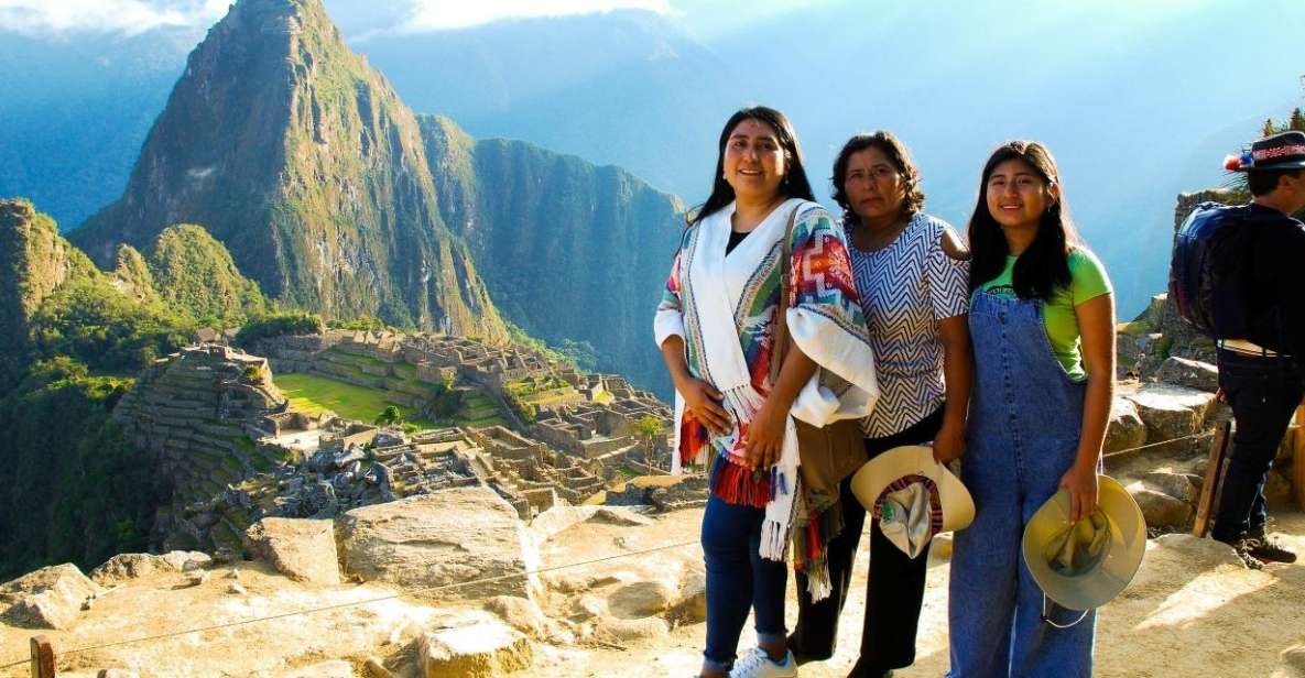 Tour Machu Picchu 2D 1N+Train, Hotel Breakfast, Ticket and Guide - Highlights