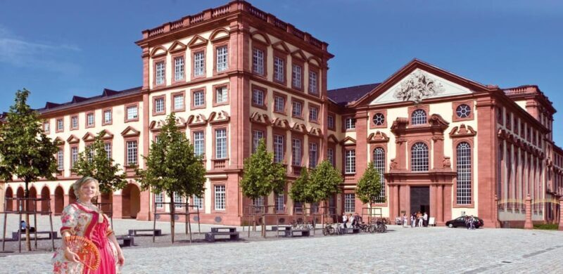 Tour Mannheim with Countess Charlotte: The Elector and the Golden Age - Key Points  