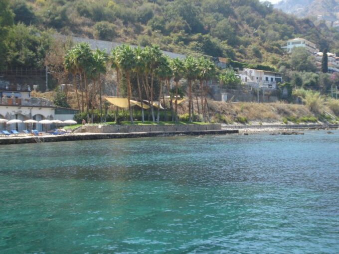 Tour of Giardini Naxos/Taormina, Isola Bella, Blue Grotto - Frequently Asked Questions