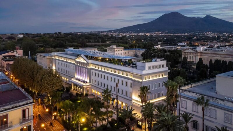 Tour of Pompeii excavations and Sorrento from Naples - Key Points