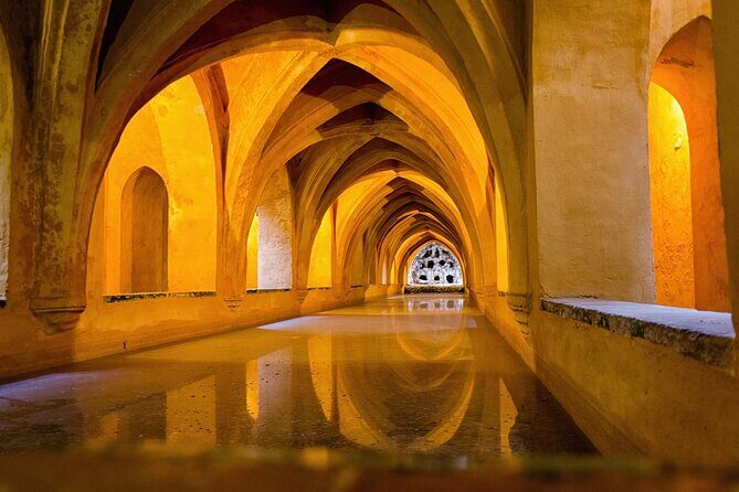 Tour of the Alcazar of Seville - Discovering the Real Alcázar of Seville