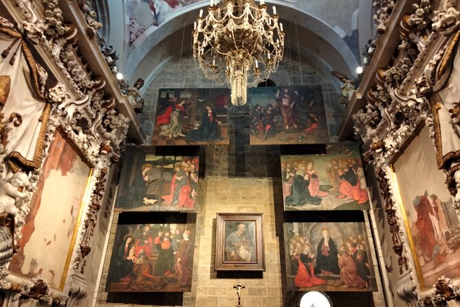 Tour of the Borgias With Cathedral Included in Valencia - Visiting the Cathedral in Valencia