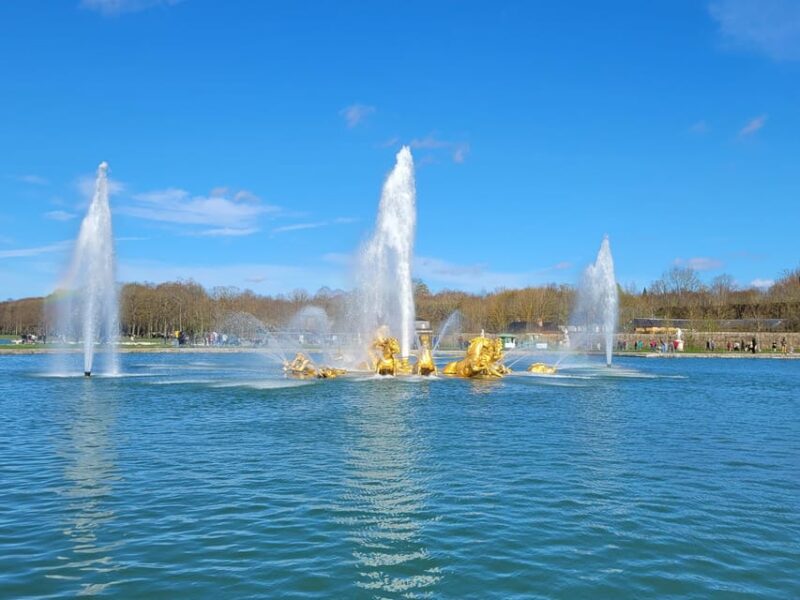 Tour of the Gardens, Palace of Versailles, Plus a Tour Along the Seine - Key Points
