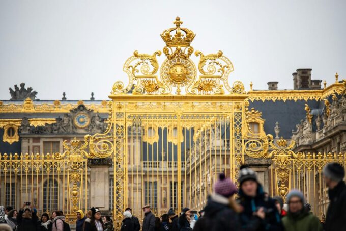 Tour of the Gardens, Palace of Versailles, Plus a Tour Along the Seine - Relax and Admire the Parisian Skyline