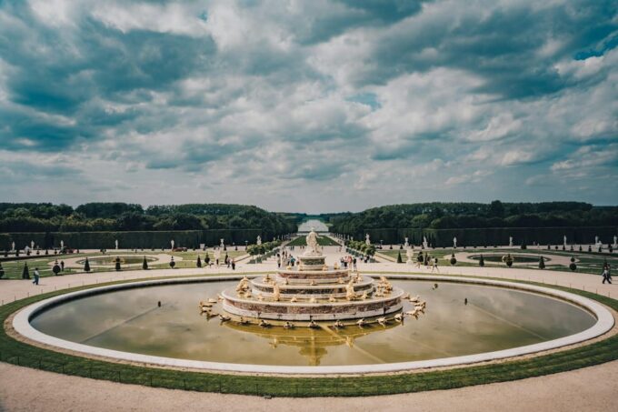 Tour of the Gardens, Palace of Versailles, Plus a Tour Along the Seine - Booking and Cancellation Details