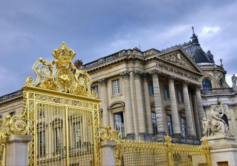 Tour Of Versailles Palace & Gardens With Legendary Sun King - Key Points