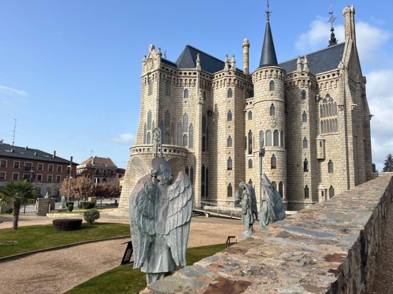 Tour Oviedo Castrillo Polvazares Astorga and Leon Cathedral - Itinerary Highlights