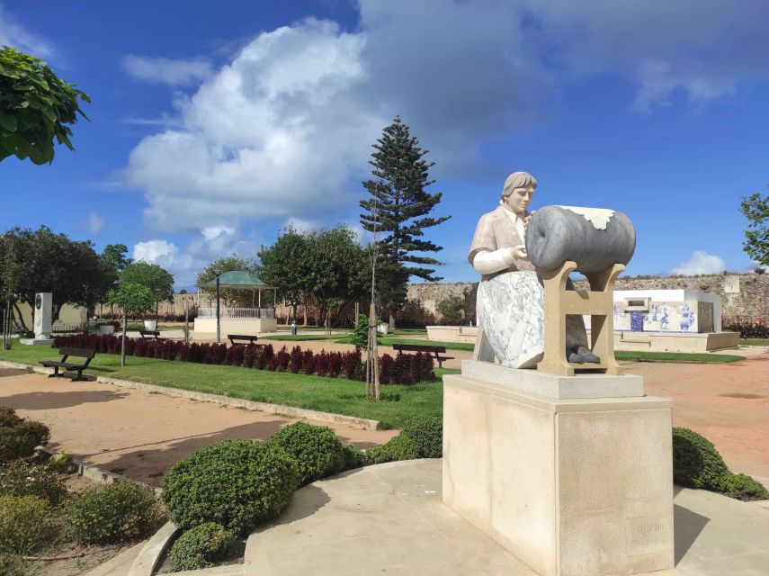 Tour: Peniche + Museum of Political Prison + Tasting Offer - Meeting Point Details