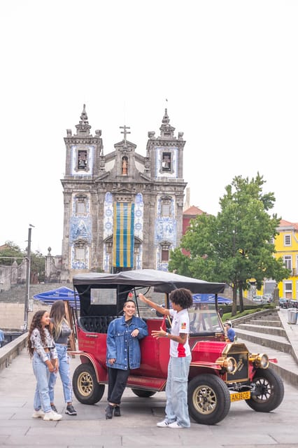 Tour Porto: Classic Car + A Toast with Port Wine - Authentic Experiences and Authenticity
