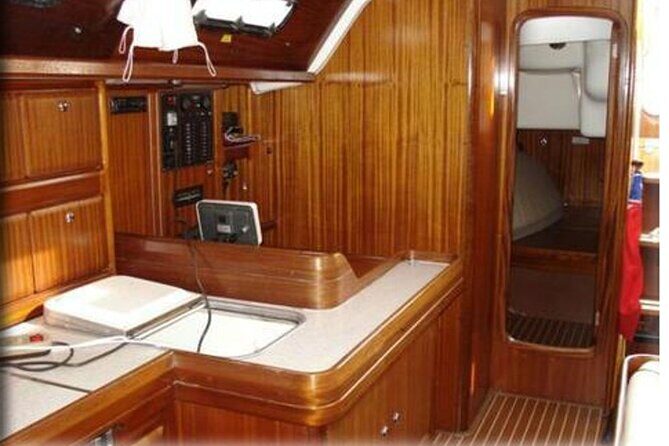 Tour Sailboat 15 mt. BOARDING FROM LA MADDALENA islands Archipelago - Who Should Consider This Tour?