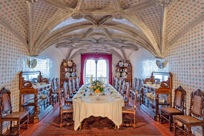 Tour SINTRA and CASCAIS (Full Day) - Included Experiences