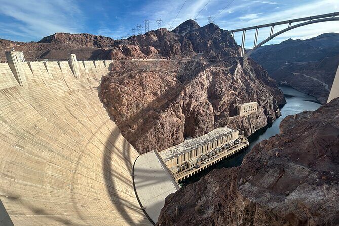 Tour the Hoover Dam and Hike the Historic Railroad Tunnel Trail - Why This Tour Offers Good Value
