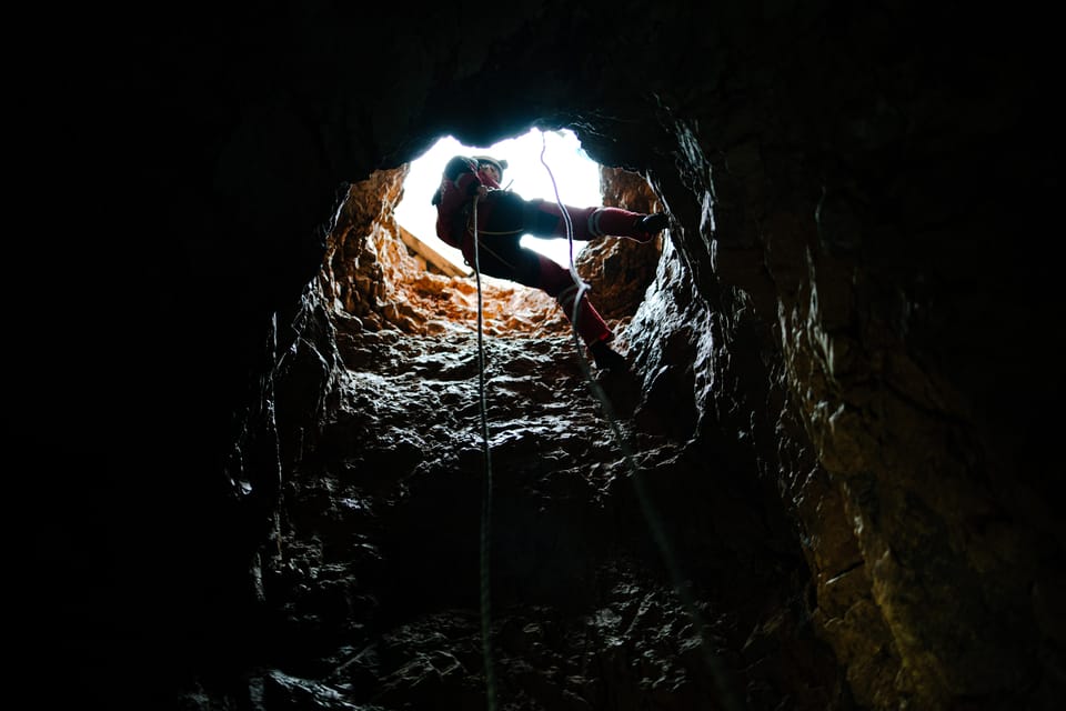 TOUR the UNDERGROUND WITH NO EXPERIENCE REQUIRED Abseil TOUR - Key Points