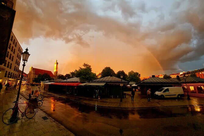 Tour through the city centre of Munich - Starting Point: Marienplatz