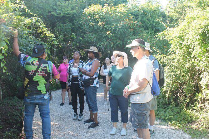 Tour to Chacchoben Ruins and boat tour in Bacalar - Practical Considerations and Value