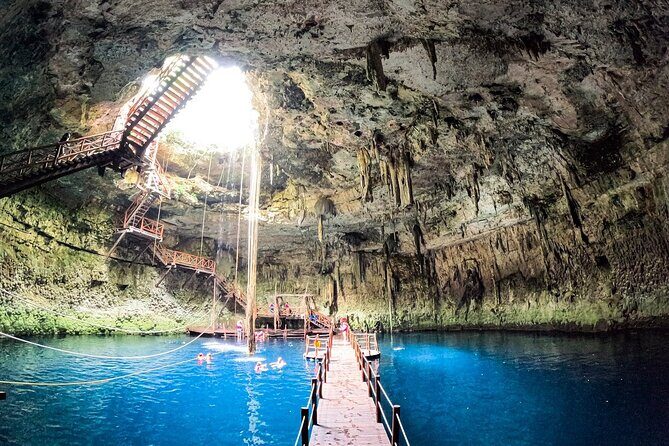 Tour to Chichen Itza tickets included and Cenote Xunaan Caverna - Who Is This Tour Best For?
