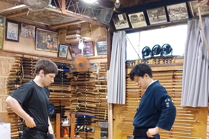 Tour to Experience Kobudo Etiquette at Hokushin Ittoryu Genbukan - Key Points