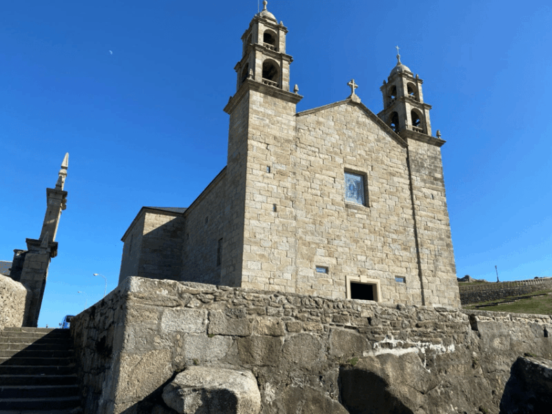 Tour to Finisterre and Coastal Villages From Santiago De Compostela - Tour Features