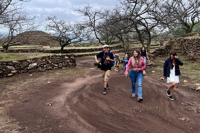 Tour to Guachimontones, hike agave fields and obsidian mines - Starting Point and Logistics