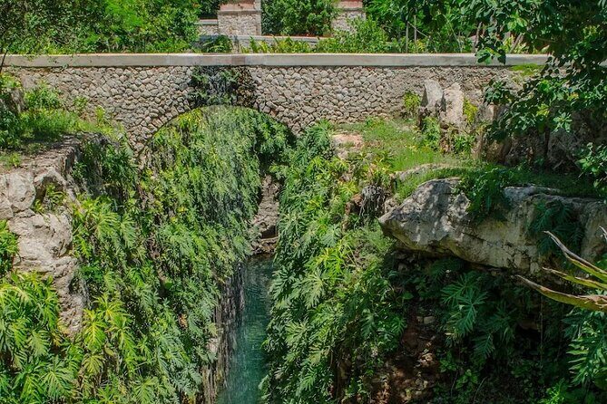 Tour to Hacienda Mucuyché, 2 cenotes & Oxkintok from Merida - Who should consider this tour?