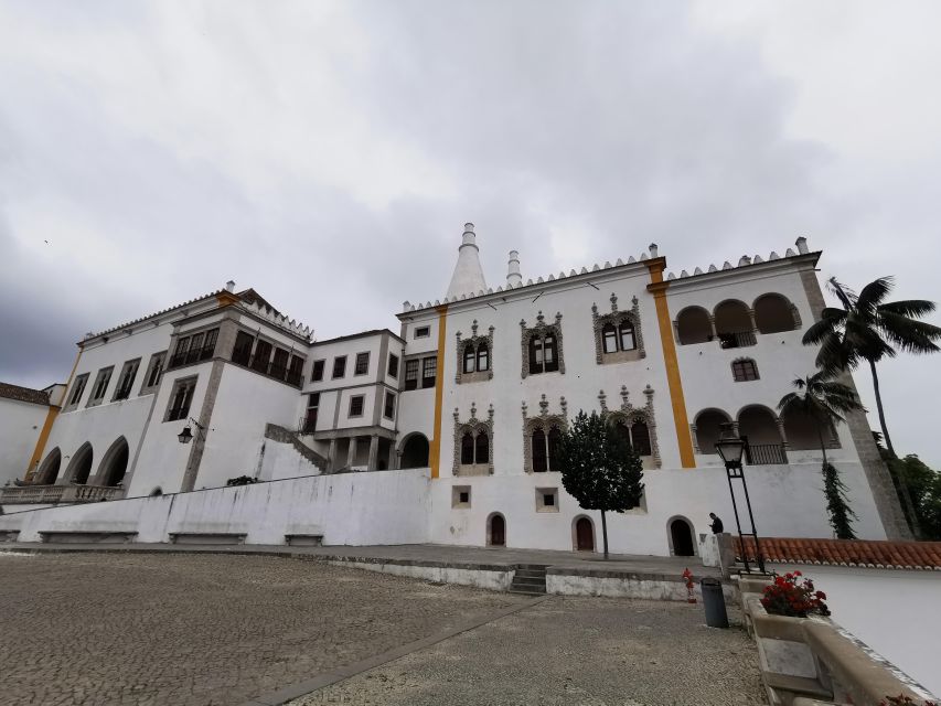 Tour to Sintra Cabo Da Roca and Cascais Half Day - Key Points