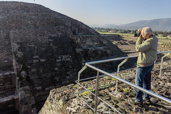 Tour to Teotihuacan from CDMX with entrances included - The Quetzalcoatl Temple