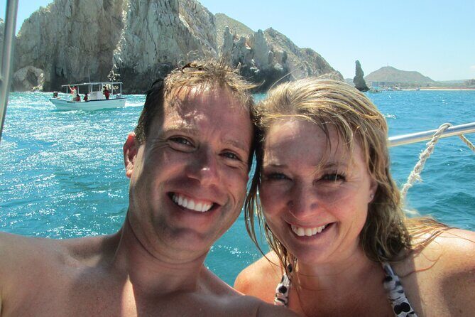 Tour to The Arch and Lover's Beach (optional) from Cabo - An In-Depth Look at the Cabo Arch and Lover’s Beach Tour