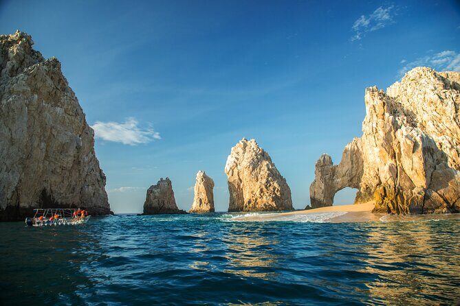 Tour to the Arch of Cabo San Lucas in a transparent glass boat - Frequently Asked Questions
