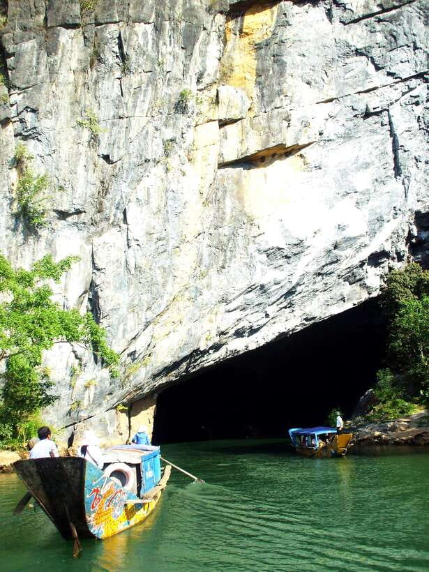 Tour to the Paradise Cave and Phong Nha Cave - Discovering Phong Nha Cave