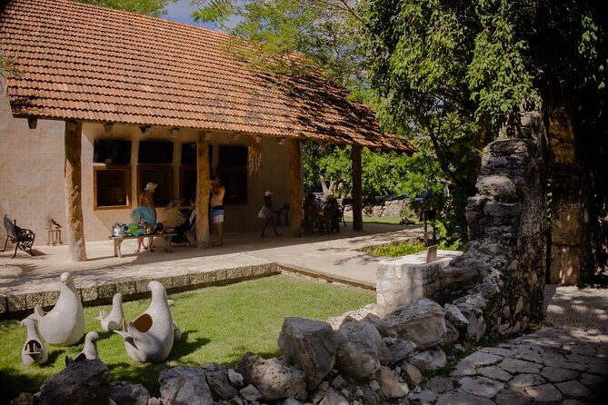 Tour to Uxmal and Hacienda Mucuyché included - The Sum Up