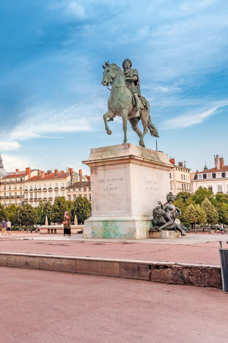 Tour With an Actor-Guide: the Revolution and the End of Lyon - Repression and the Guillotine