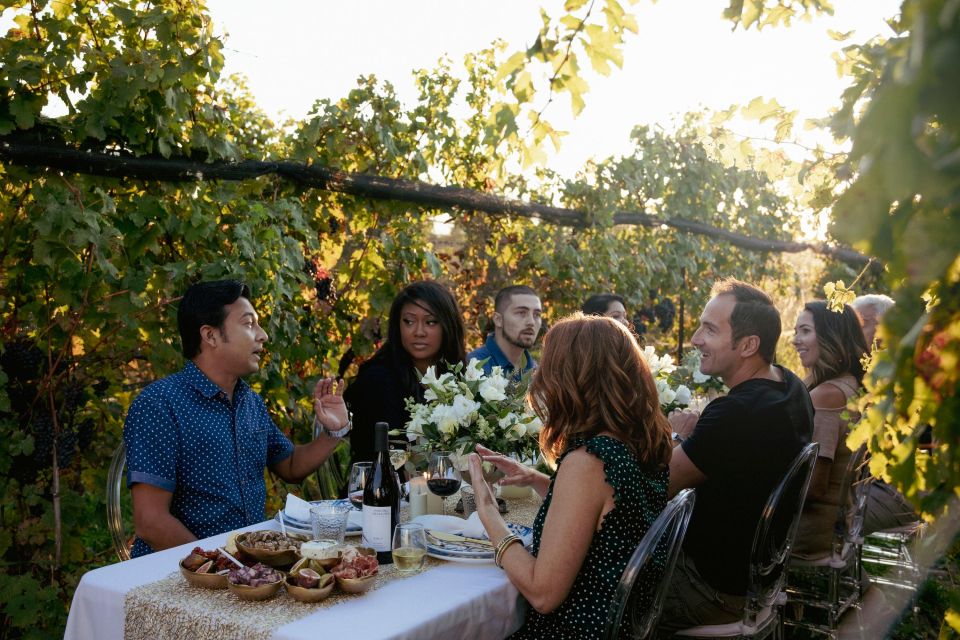 Tourism Windsor Essex Pelees EPIC Wine Country Tasting Pass - Discover a Variety of Wines