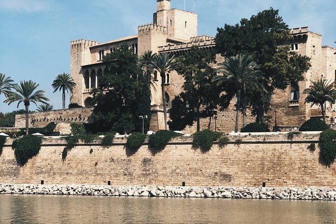 Touristic Highlights of Palma Majorca on a Private Half Day Tour With a Local - The Winding Streets of Palma