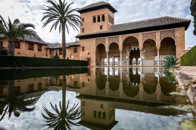 Tours Alhambra Tickets with Tour Guide - A Closer Look at the Tour Experience