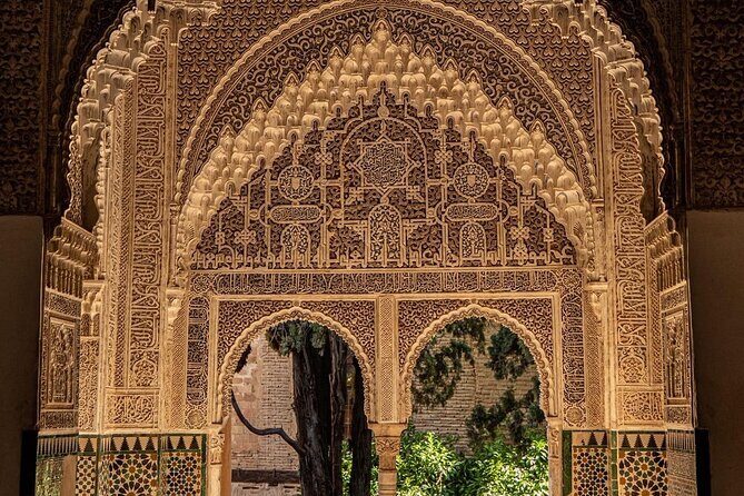 Tours Alhambra Tickets with Tour Guide - FAQs