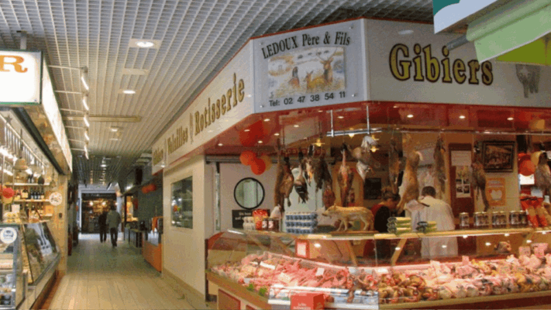 Tours Gourmet Food Walking Tour Discover Touraines Flavors - Discovering Halles De Tours Market