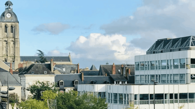 Tours Gourmet Food Walking Tour Discover Touraines Flavors - Afternoon Wine Tasting at a Vouvray Cellar