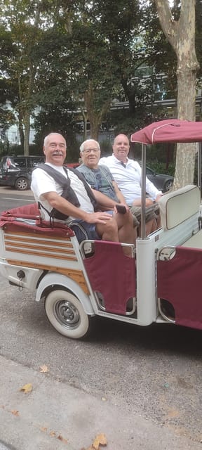 Tours: Visit to the Historic Heart of the City. - Ask Away