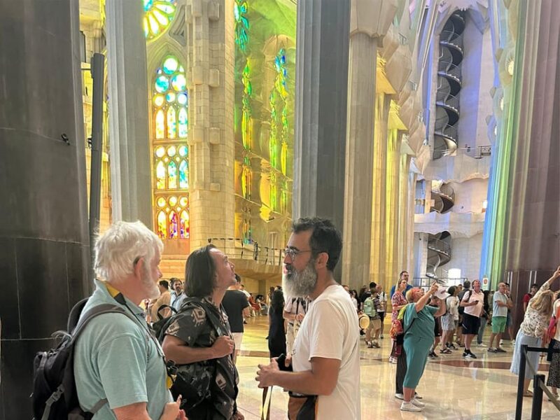 Tour+Ticket: Lights & Shadows of the Sagrada Familia - The Architect and His Vision