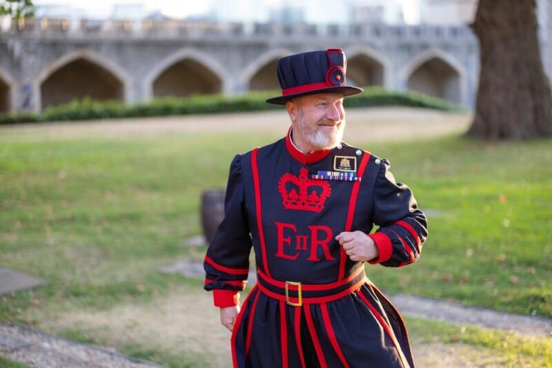 Tower of London: After-Hours Tour with Ceremony of the Keys - The Ceremony of the Keys: A Tradition Unbroken