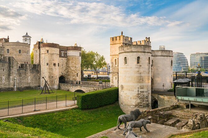 Tower of London Guided Tour, Crown Jewels, Tower Bridge - FAQ