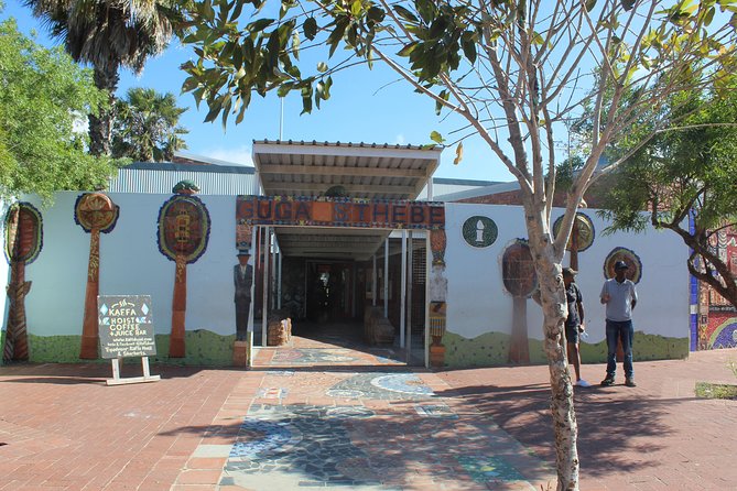 Township - Langa - Apartheid Museum Plus Arts and Culture Tour - Group Size and Experience