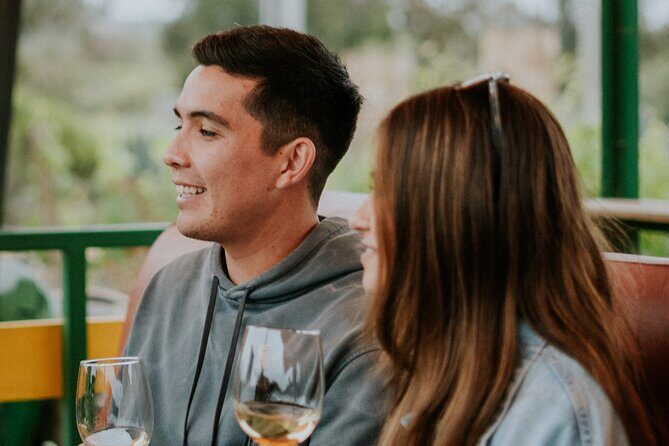 Tractor Pull Around Vineyards and Wine Tasting Tour - What the Reviews Say