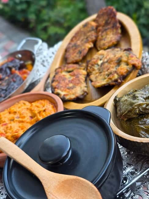 Traditional Food Tour, Dinner in a Local Garden - FAQ