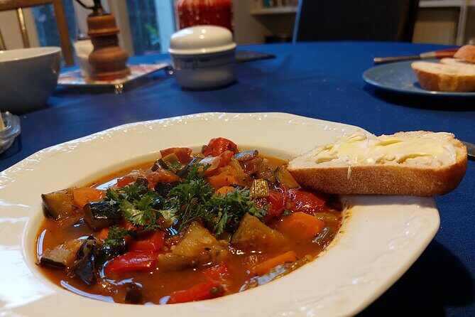 Traditional German Dinner with Live Sax Performance in Berlin - Who Might Want to Consider Other Options