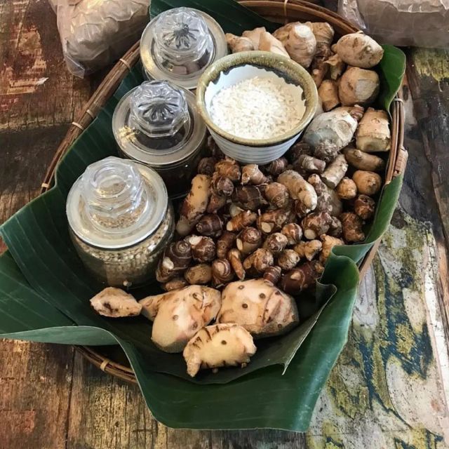 Traditional Massage With Balinese Boreh Brought to Your Place - Massage Expert Credentials