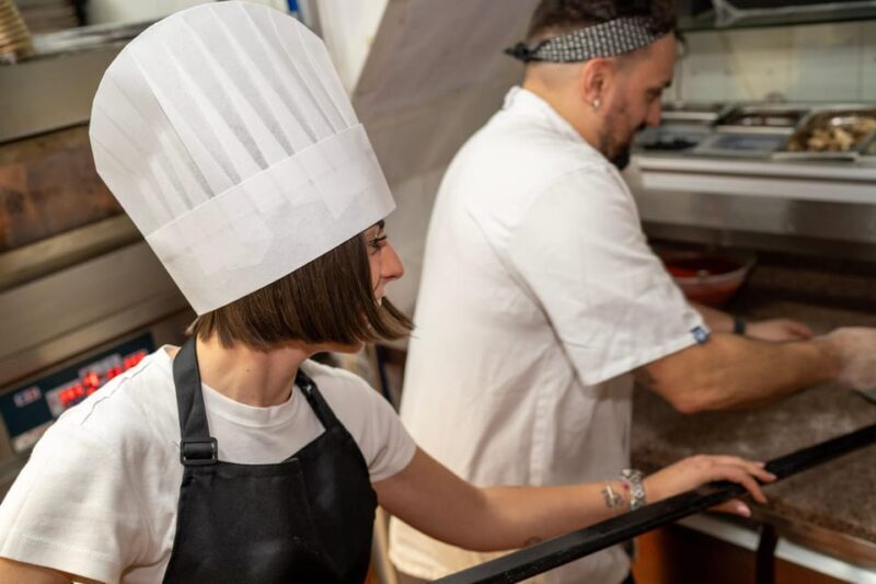 Traditional Pizza Cooking Class - Key Points